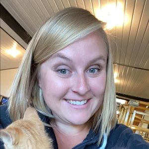 Meet your Posher, Carleigh